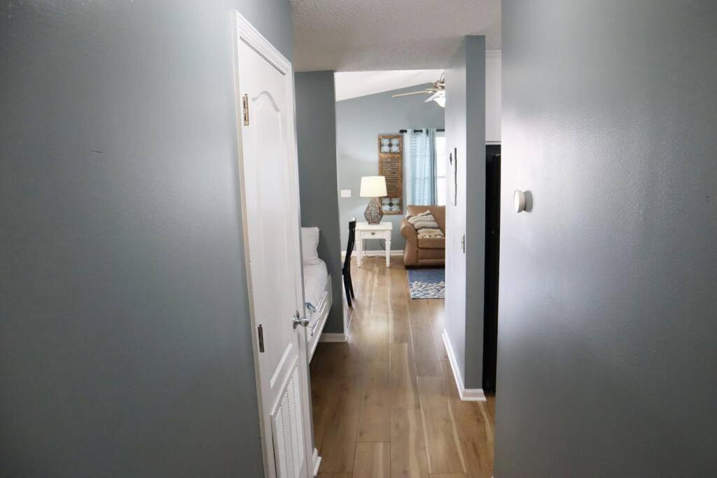 Lazy Palm 4 Pools Short Walk To Beach! Sleeps 5! Panama City Beach Luaran gambar
