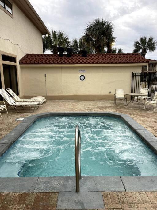 Lazy Palm 4 Pools Short Walk To Beach! Sleeps 5! Panama City Beach Luaran gambar
