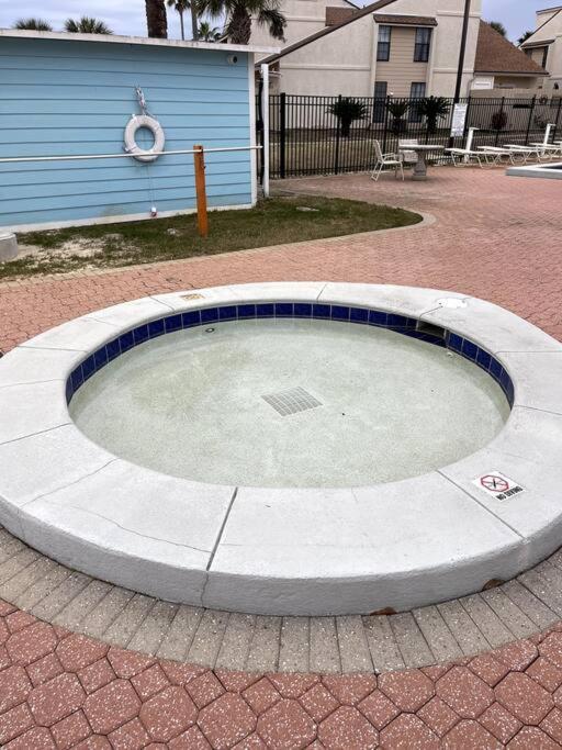 Lazy Palm 4 Pools Short Walk To Beach! Sleeps 5! Panama City Beach Luaran gambar