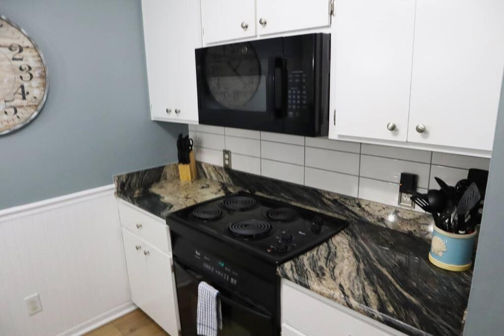 Lazy Palm 4 Pools Short Walk To Beach! Sleeps 5! Panama City Beach Luaran gambar