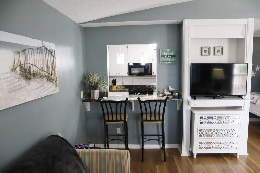 Lazy Palm 4 Pools Short Walk To Beach! Sleeps 5! Panama City Beach Luaran gambar